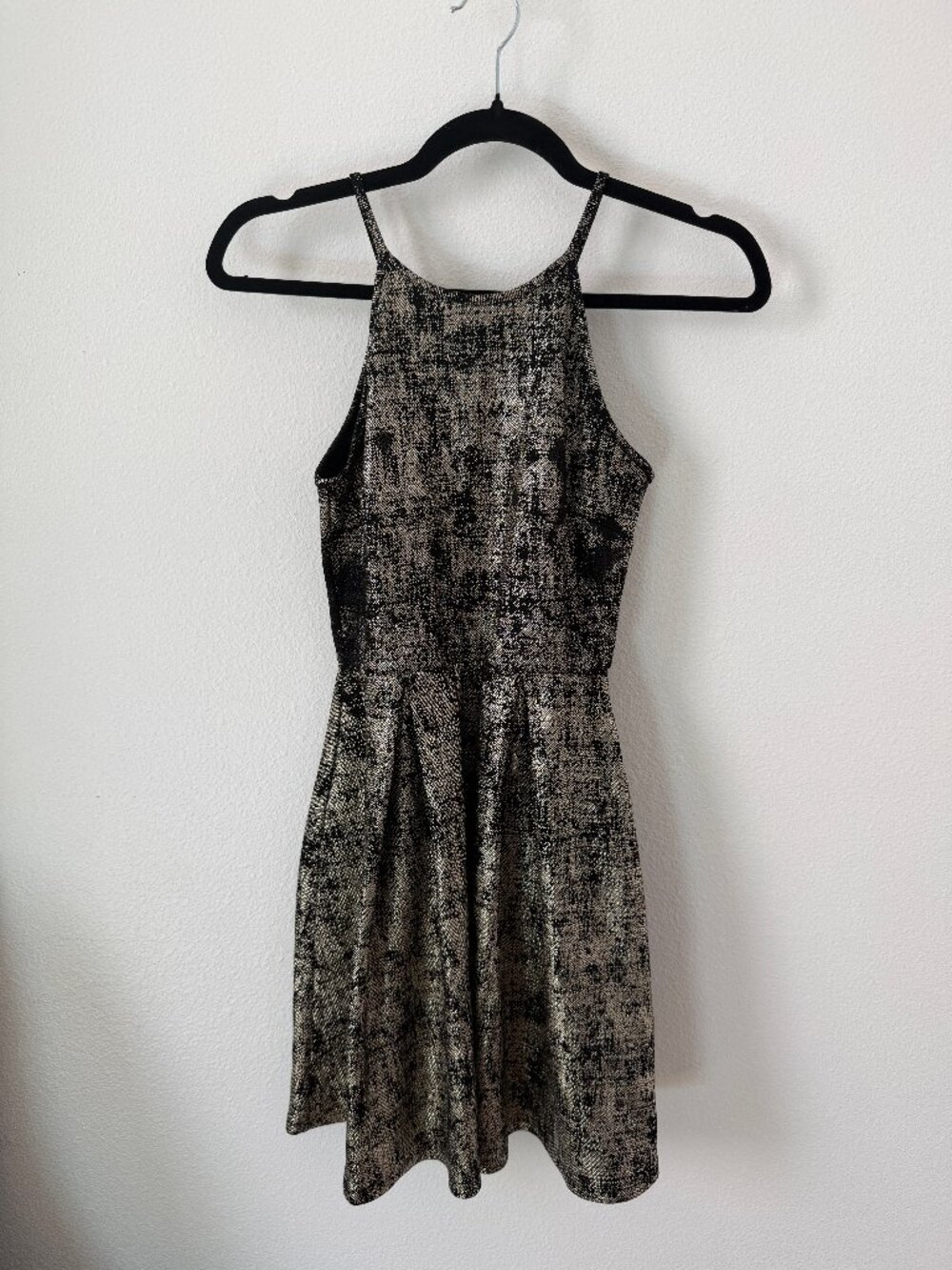 AQUA Black & Gold Halter Dress, Metallic Cocktail Party Mini Dress, Size XS